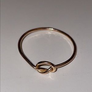 Thin Gold Knot Ring size 7.5